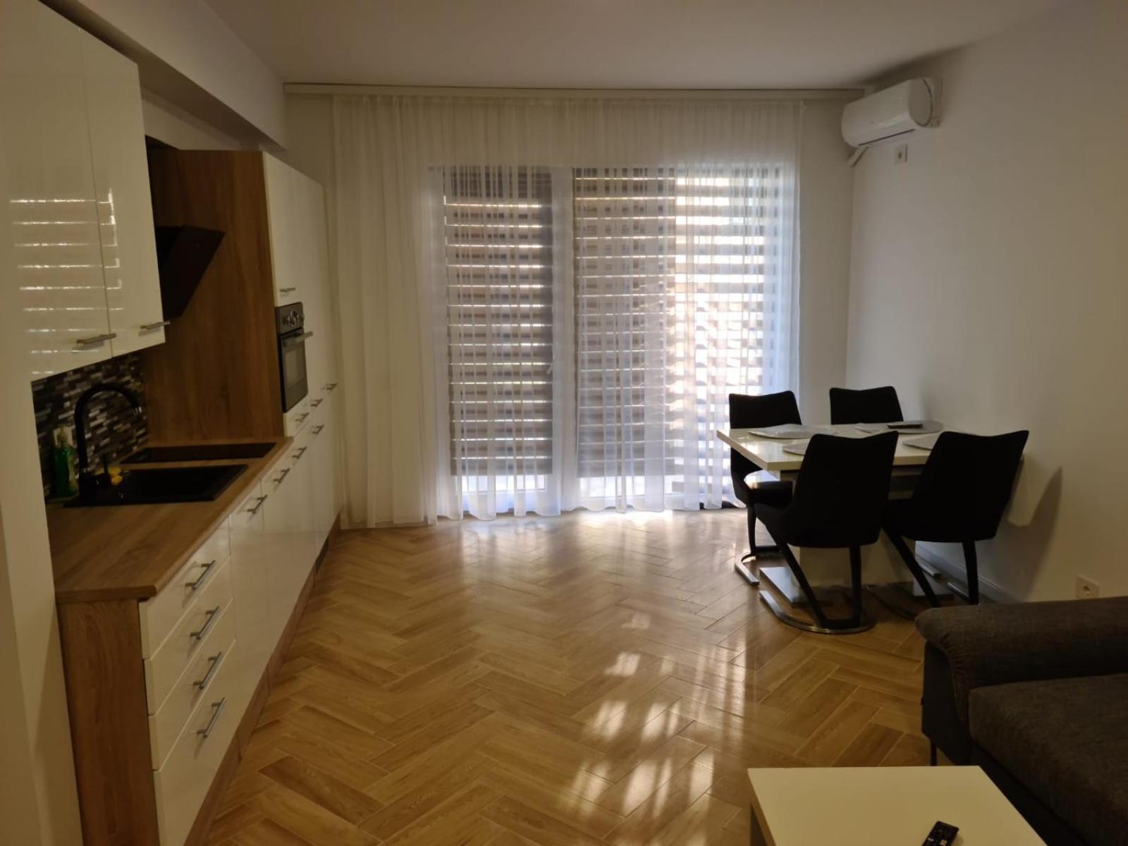 דירות Apartament In Complex Rezidential In אורדאה מראה חיצוני תמונה