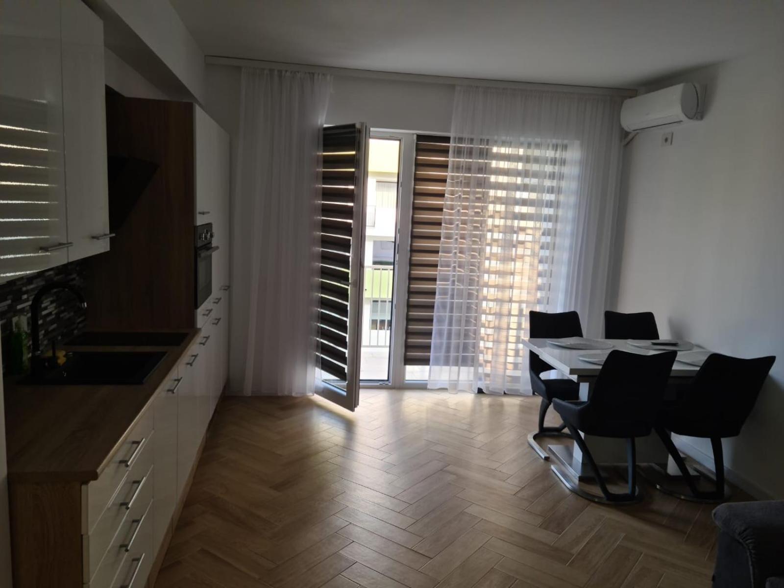דירות Apartament In Complex Rezidential In אורדאה מראה חיצוני תמונה